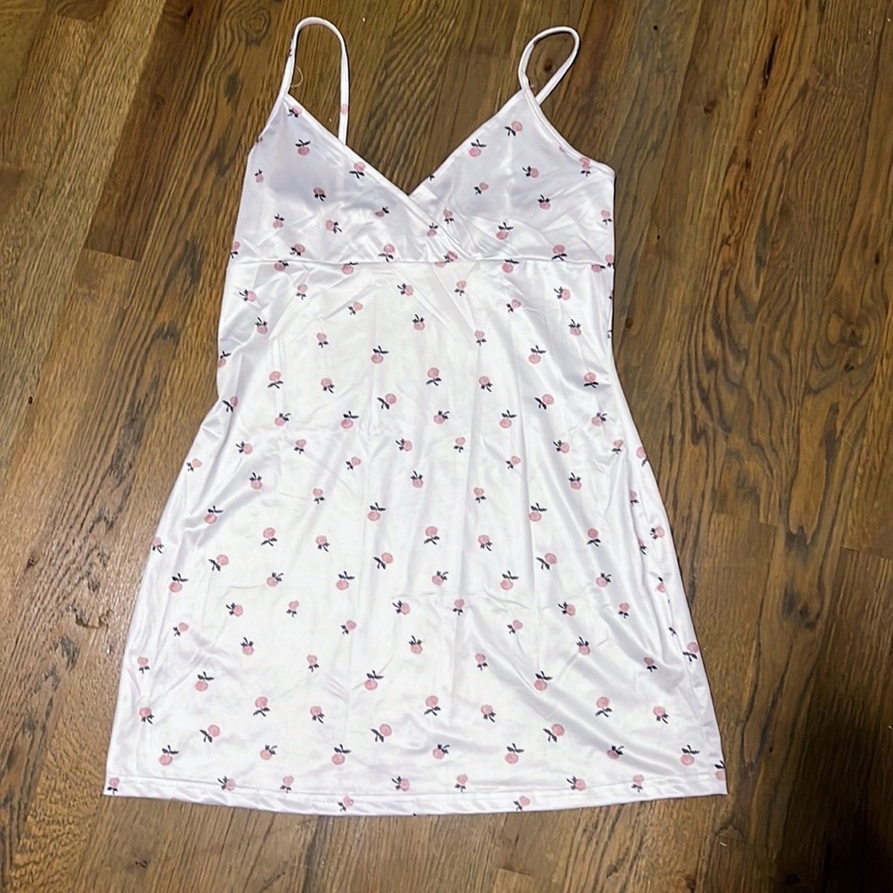 White floral dress S/M